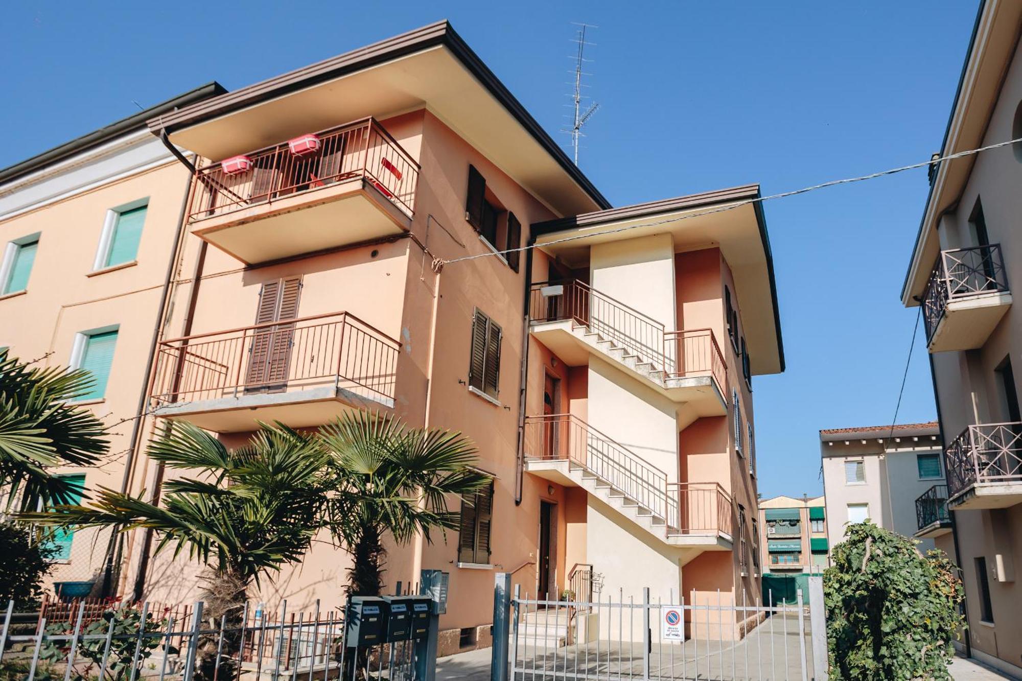 Sg Family - Casa Di Tulu' Διαμέρισμα Πεσκιέρα ντελ Γκάρντα Εξωτερικό φωτογραφία